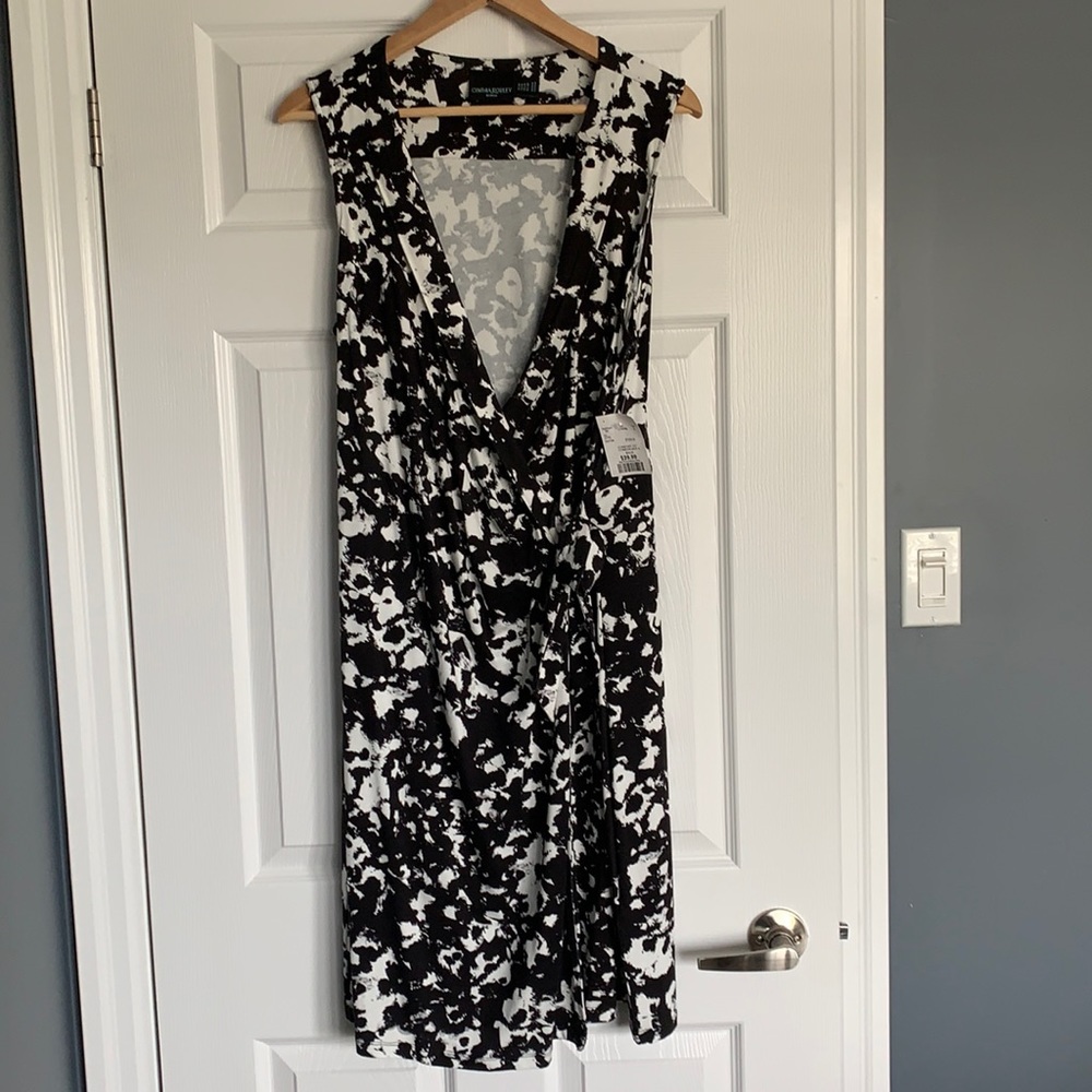 Black and white v-neck sundress